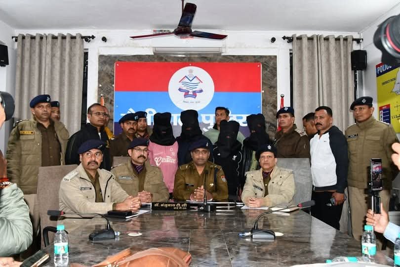 DOUBLE_MURDER का SSP NAINITAL डॉ0 मंजुनाथ टी0सी0 ने किया खुलासा कोतवाली हल्द्वानी पुलिस ने जघन्य हत्याकांड में संलिप्त 04 अभियुक्तों को 06 घंटे में किया गिरफ्तार