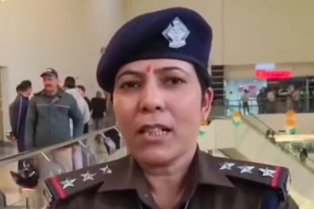 मेट्रोपोलिस मॉल में AHTU का बड़ा एक्शन: छह स्पा सेंटर सीज, नाबालिगों से काम और बार में किशोर को शराब पिलाने का खुलासा