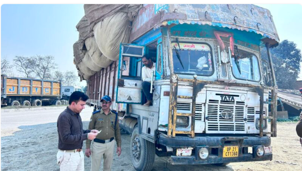 प्रशासन ने जगह जगह चैकिंग अभियान चलाकर पांच दर्जन के आस-पास ओवरलोड वाहनों को किया सीज व 100 से ज्यादा वाहनों के किए चालान।